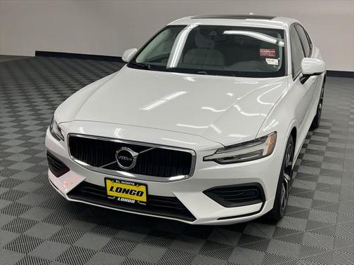 2020 Volvo S60 T5 Momentum