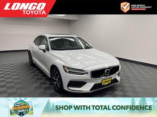2020 Volvo S60 T5 Momentum