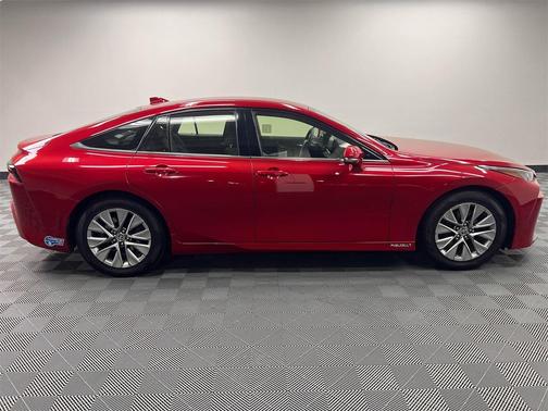 2021 Toyota Mirai Base