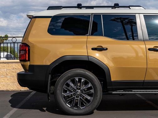 2026 Toyota Land Cruiser Base