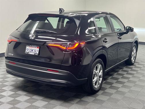 2025 Honda HR-V LX