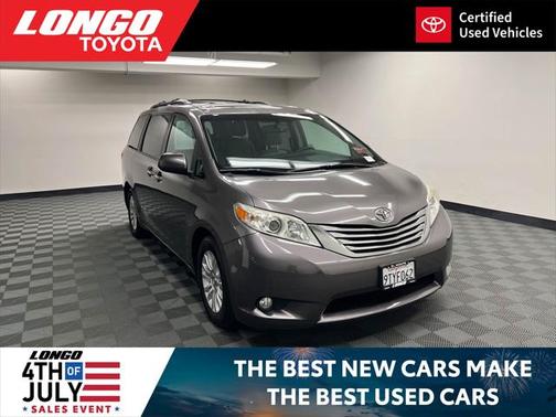 2017 Toyota Sienna XLE