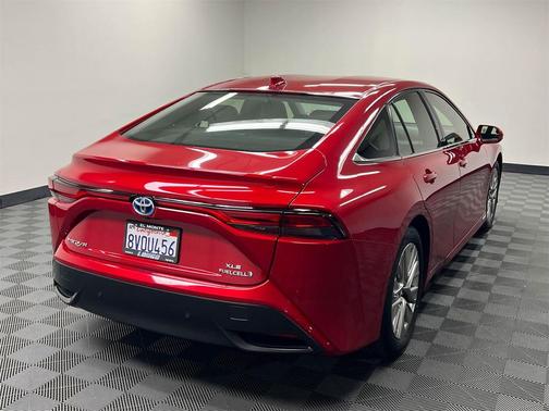 2021 Toyota Mirai Base