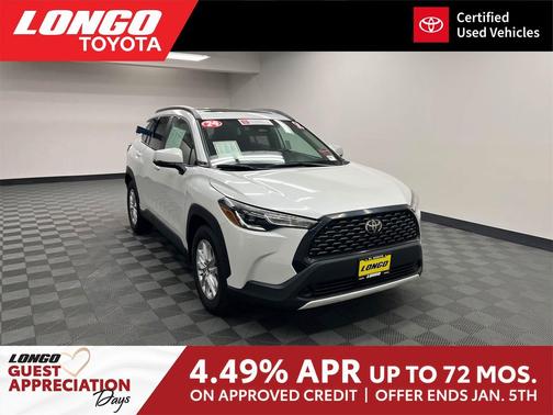 2024 Toyota Corolla Cross LE