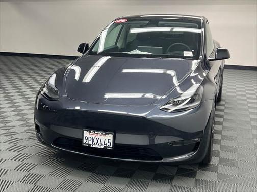 2024 Tesla Model Y Long Range Dual Motor All-Wheel Drive