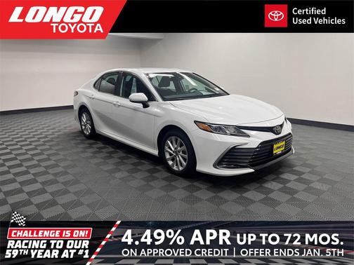 2024 Toyota Camry LE