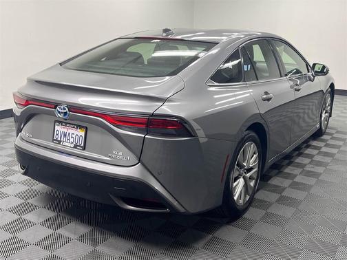 2021 Toyota Mirai Base
