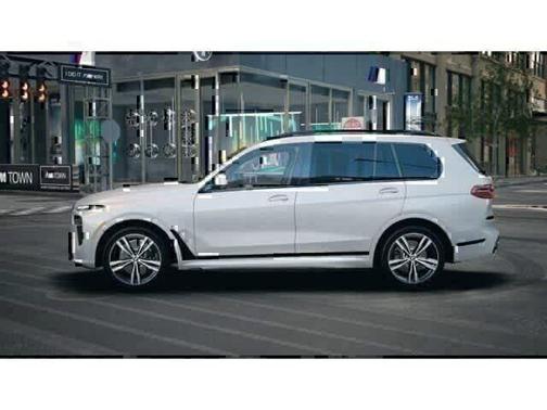 Brooklyn Grey Metallic 2026 BMW X7 xDrive40i