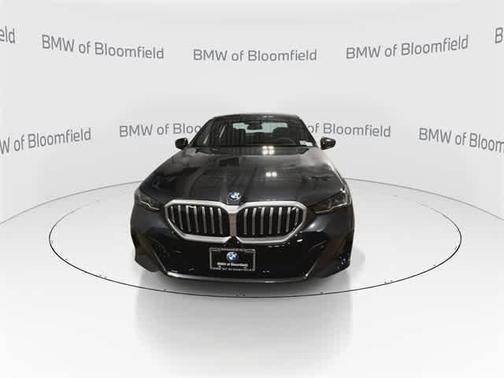 2025 BMW 530 i xDrive