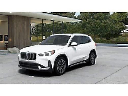 Mineral White Metallic 2026 BMW X1 xDrive28i