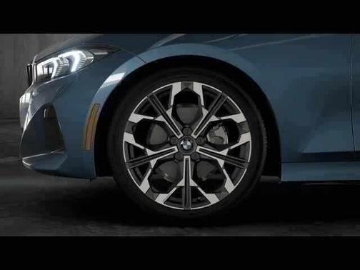 2025 BMW 330 i xDrive