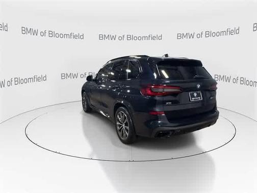 2021 BMW X5 M50i