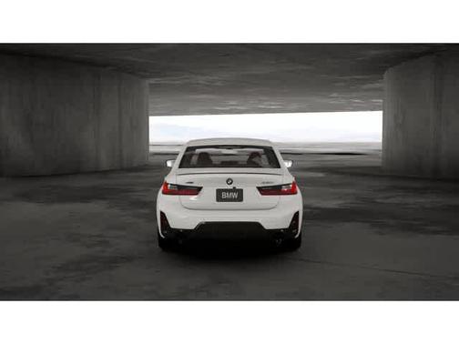 2025 BMW 330 i xDrive