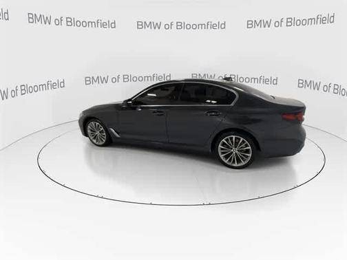 2022 BMW 530 i xDrive