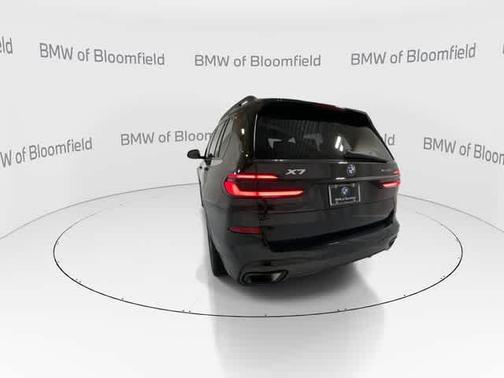 Black Sapphire Metallic 2024 BMW X7 xDrive40i
