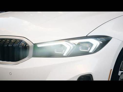 2025 BMW 330 i xDrive