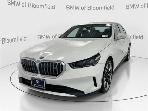 2025 BMW i5 xDrive40