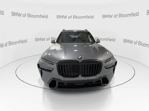 Gray 2026 BMW X7 xDrive40i