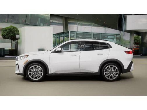 2026 BMW X2 xDrive28i
