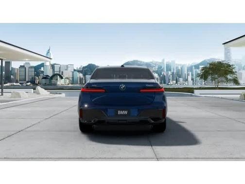 Tanzanite Blue II Metallic 2026 BMW 750e i xDrive