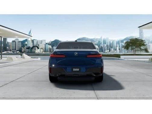 Tanzanite Blue II Metallic 2026 BMW 750e i xDrive