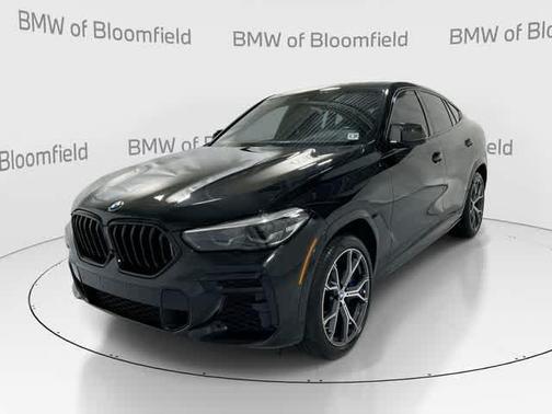 Black Sapphire Metallic 2022 BMW X6 M50i
