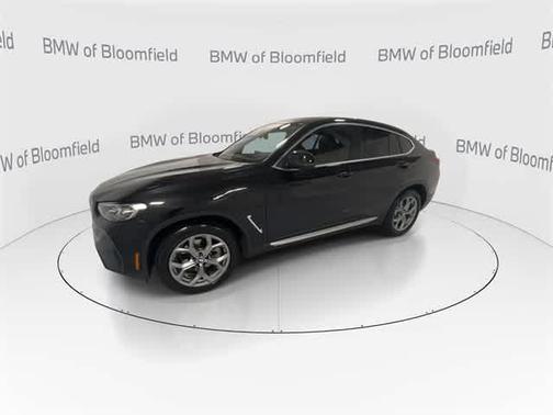2025 BMW X4 xDrive30i