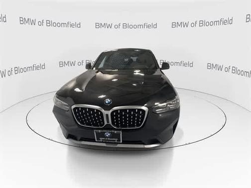 2025 BMW X4 xDrive30i