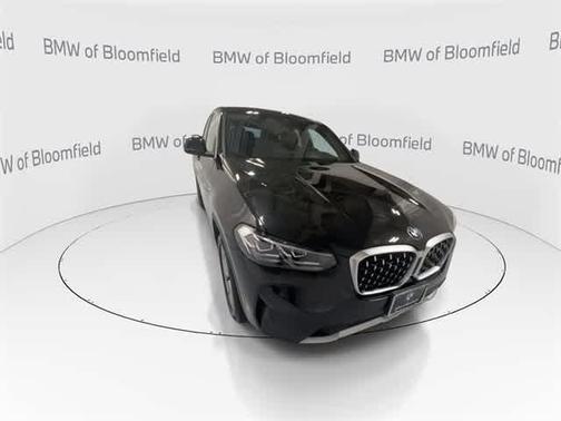 2025 BMW X4 xDrive30i