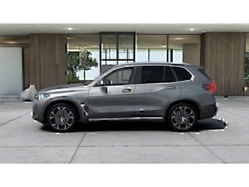 Skyscraper Grey Metallic 2026 BMW X5 xDrive40i