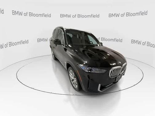 Black Sapphire Metallic 2026 BMW X5 xDrive40i
