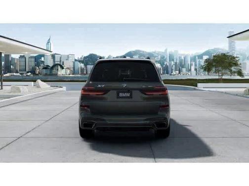 Dravit Grey Metallic 2026 BMW X7 xDrive40i