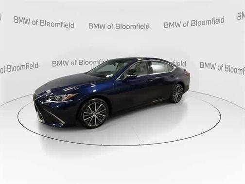 2023 Lexus ES 250 Base