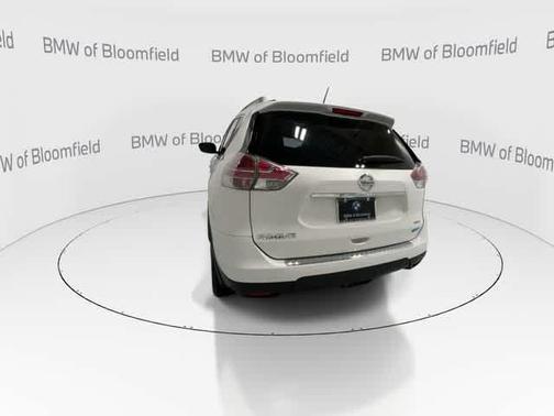 Moonlight White 2014 Nissan Rogue SV