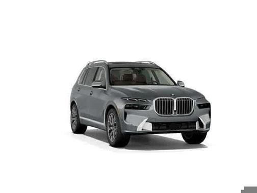 Skyscraper Grey Metallic 2027 BMW X7 xDrive40i