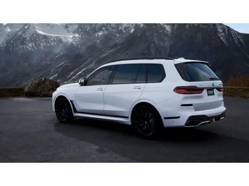 2026 BMW X7 M60i