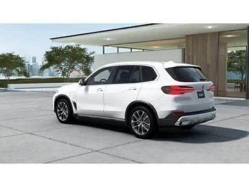 2026 BMW X5 PHEV xDrive50e