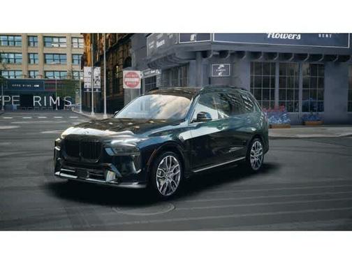 Carbon Black Metallic 2027 BMW X7 xDrive40i