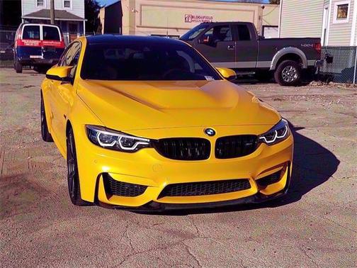 Photo 2 of 30 of 2019 BMW M4 CS