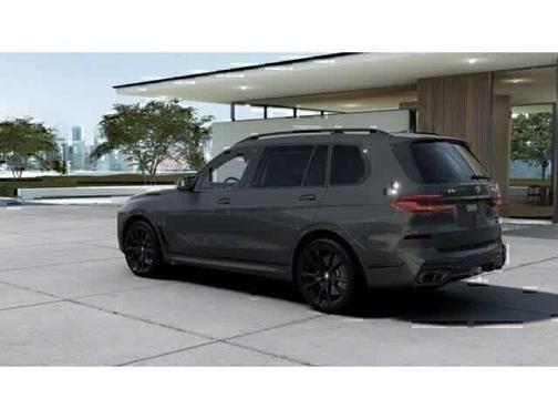 Dravit Grey Metallic 2026 BMW X7 M60i