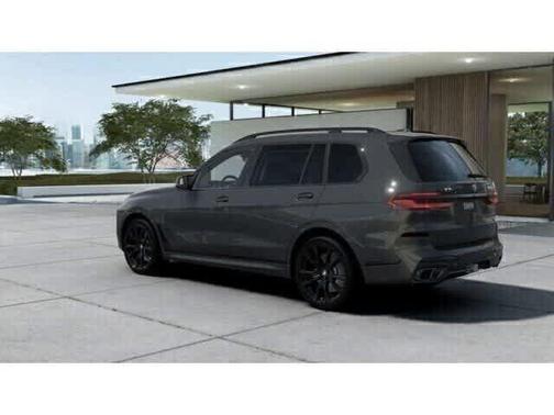 2026 BMW X7 M60i