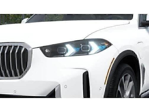 Alpine White 2026 BMW X5 PHEV xDrive50e
