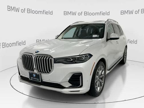 Mineral White Metallic 2021 BMW X7 xDrive40i