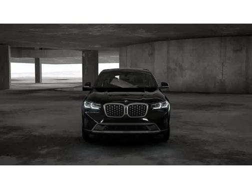 2025 BMW X4 xDrive30i