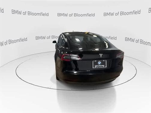 2022 Tesla Model 3 Standard Range