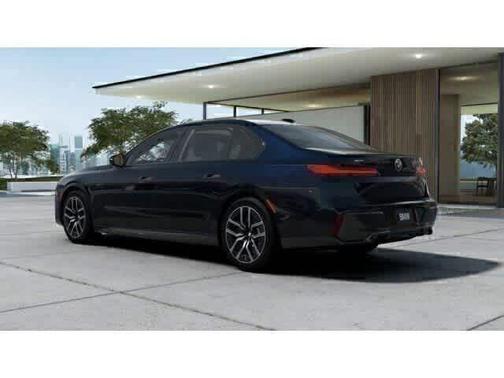 Carbon Black Metallic 2026 BMW 740 xDrive