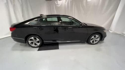 Crystal Black Pearl 2020 Honda Accord EX-L 1.5T