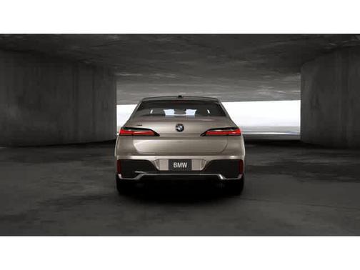 2025 BMW 760 i xDrive