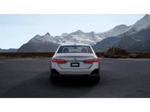 2026 BMW 530 i xDrive