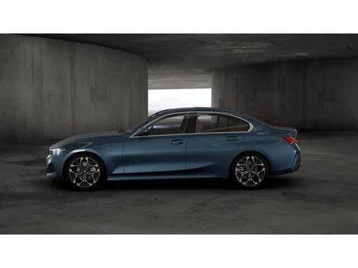 2025 BMW 330 i xDrive